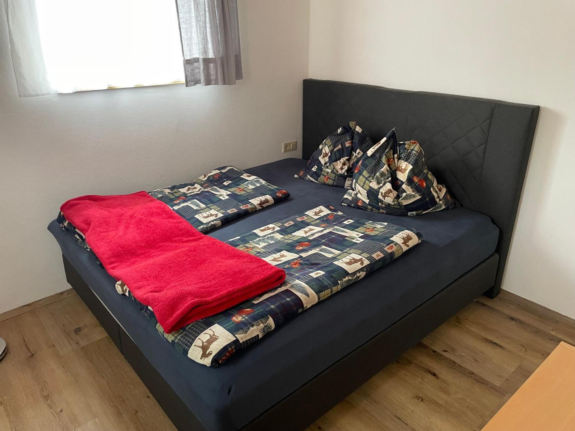 Ferienwohnung In Ruhiger Lage In Бишофсхофен Екстериор снимка