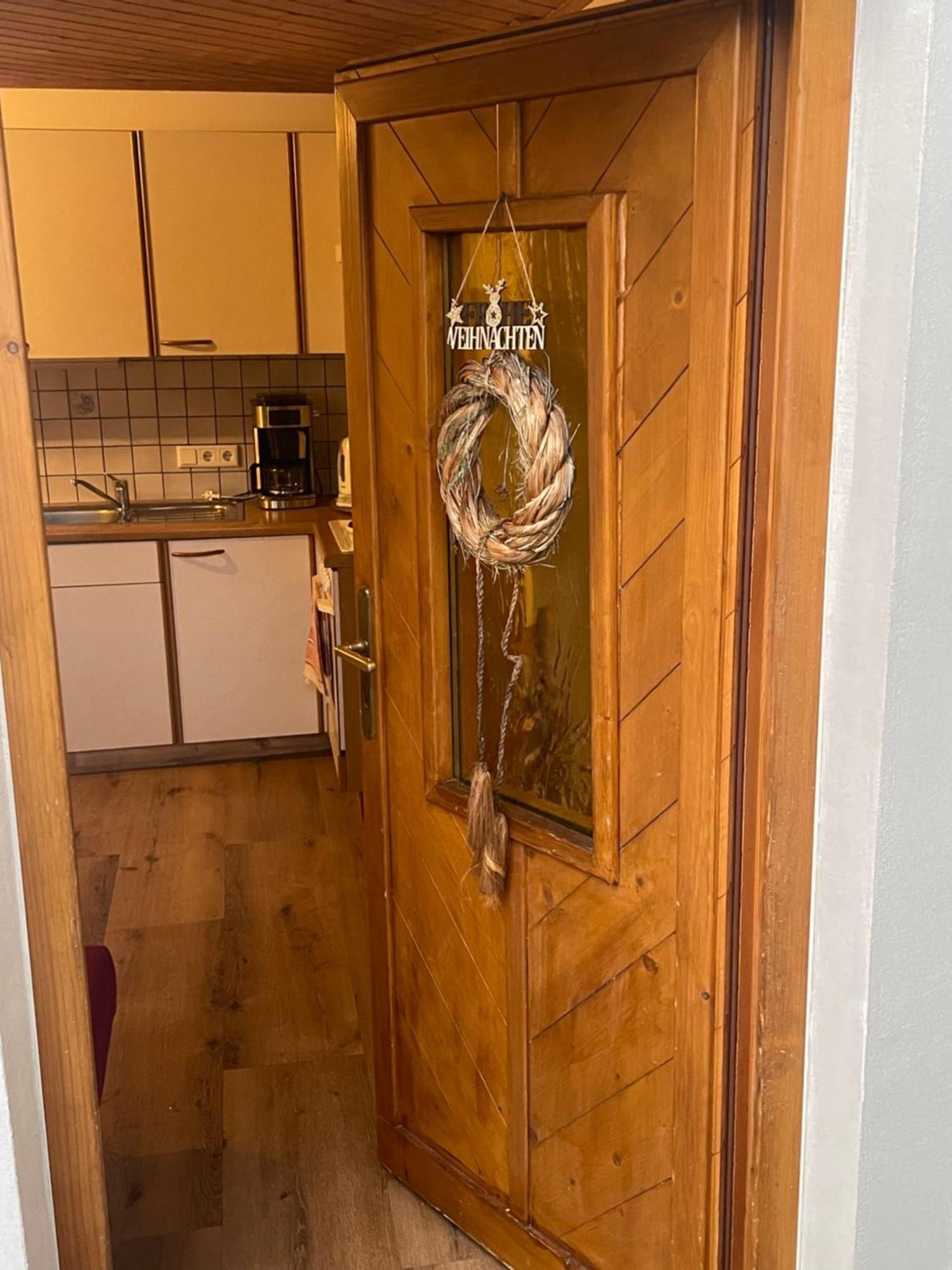 Ferienwohnung In Ruhiger Lage In Бишофсхофен Екстериор снимка